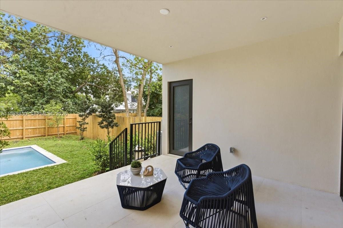 2925 SW 36th Ave, Miami FL 33133
