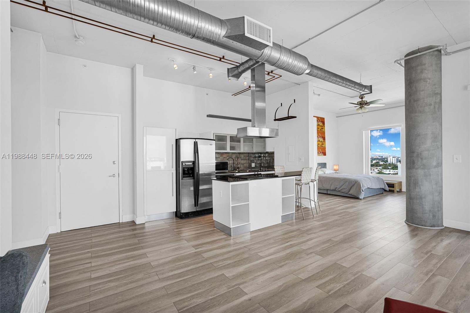 10 SW South River Dr #1615, Miami FL 33130