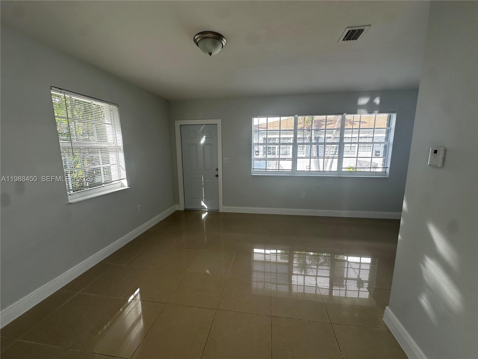 740 84th St #4, Miami Beach FL 33141
