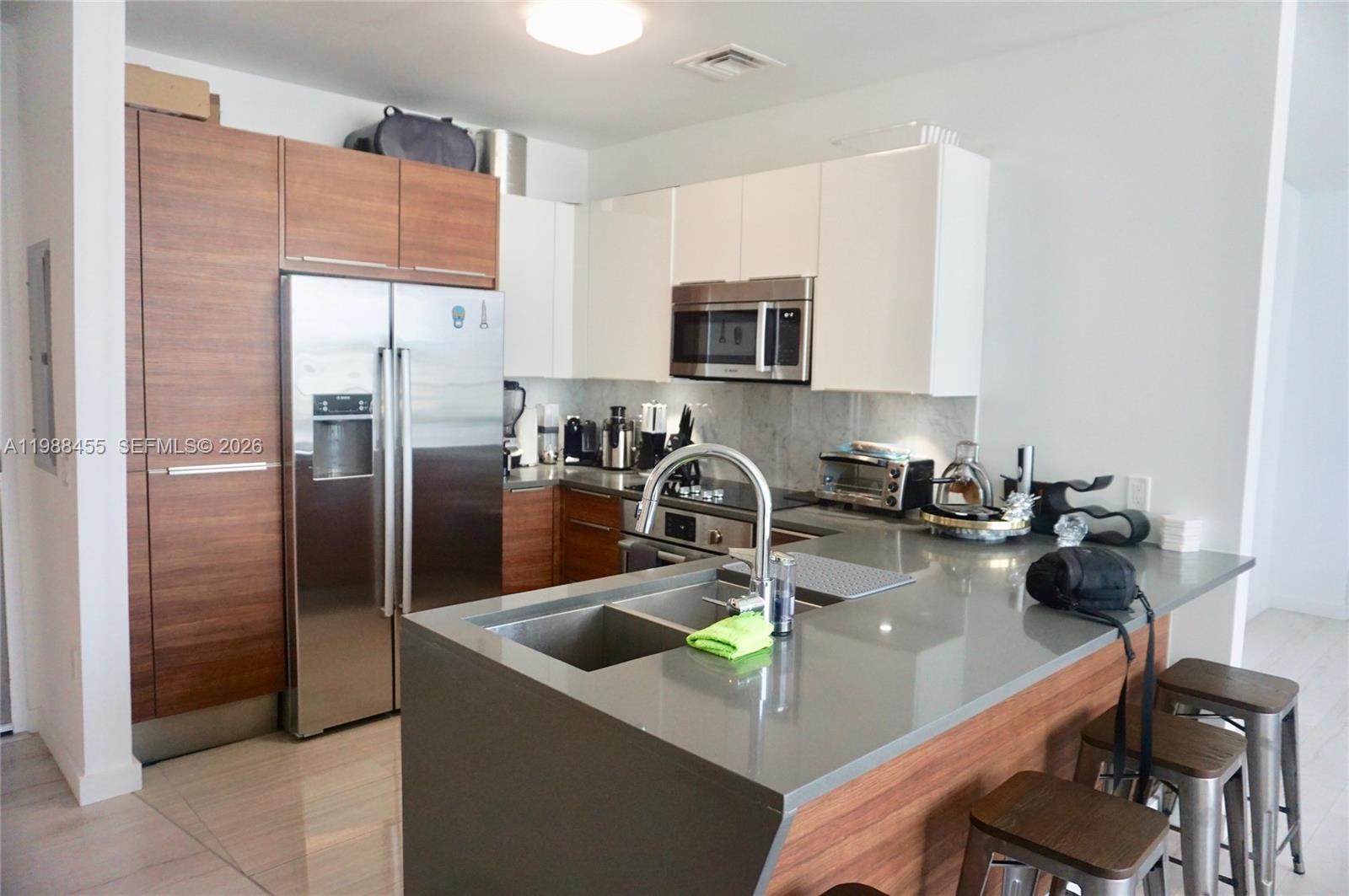 601 NE 27TH ST #1805, Miami FL 33137