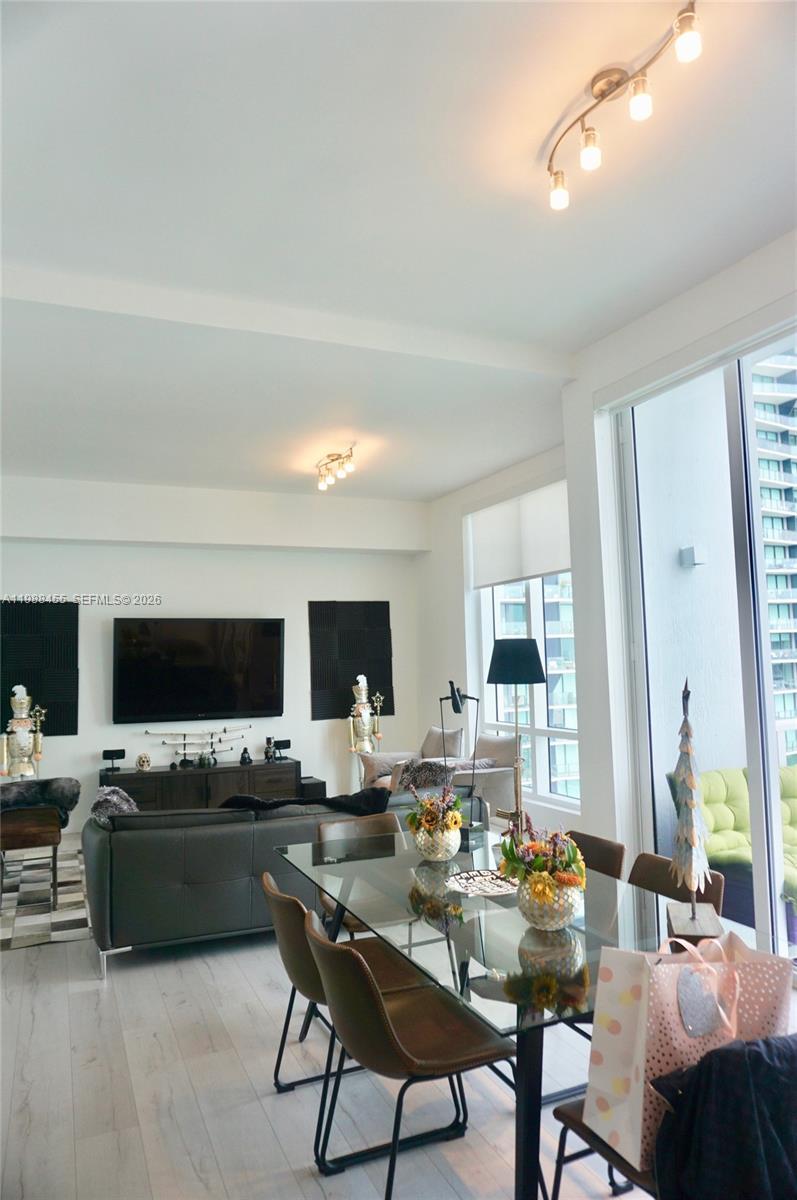 601 NE 27TH ST #1805, Miami FL 33137