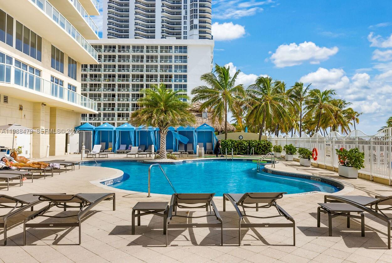 16699 Collins Ave #2007, Sunny Isles Beach FL 33160