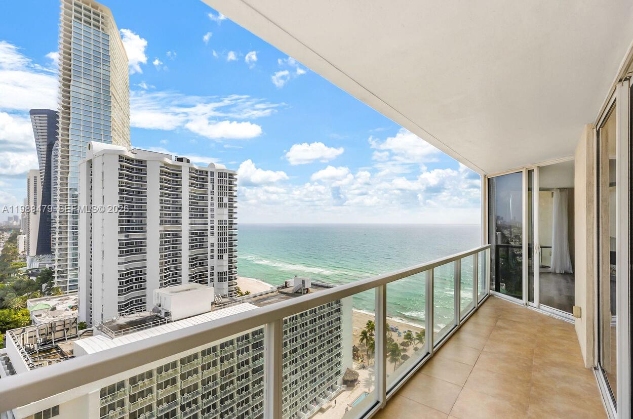 16699 Collins Ave #2007, Sunny Isles Beach FL 33160