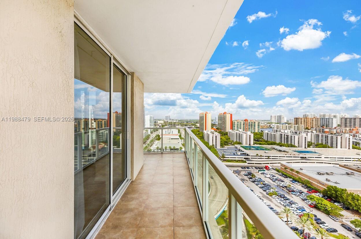 16699 Collins Ave #2007, Sunny Isles Beach FL 33160