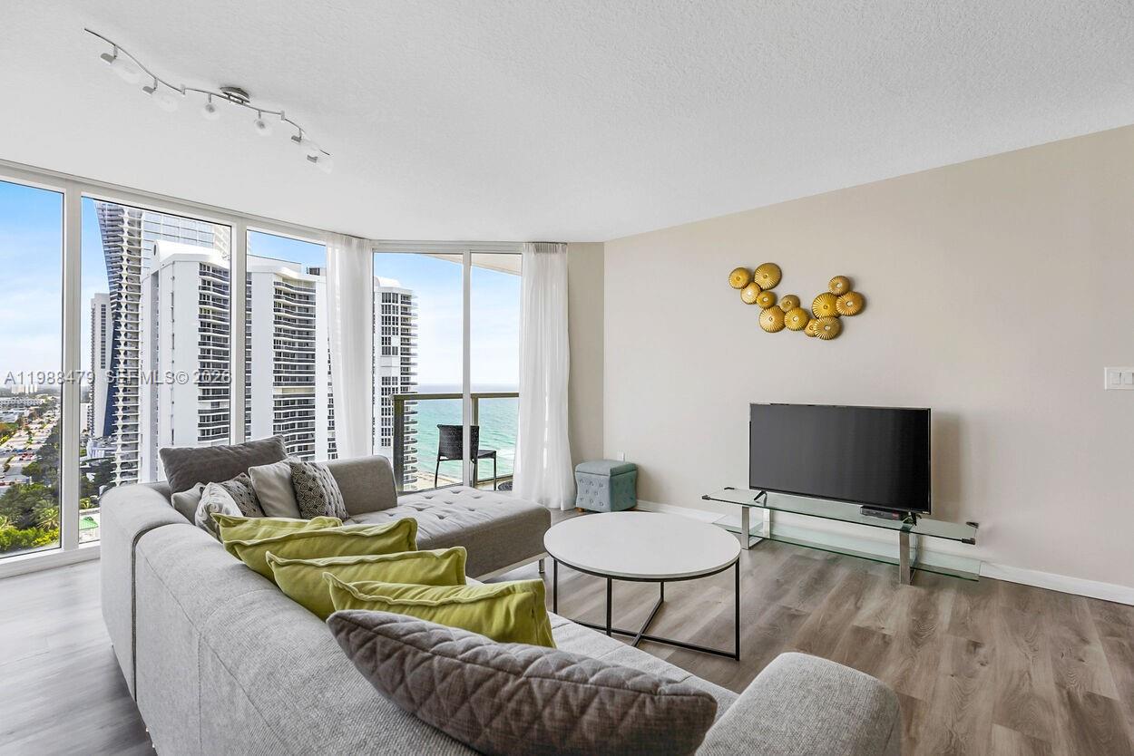 16699 Collins Ave #2007, Sunny Isles Beach FL 33160