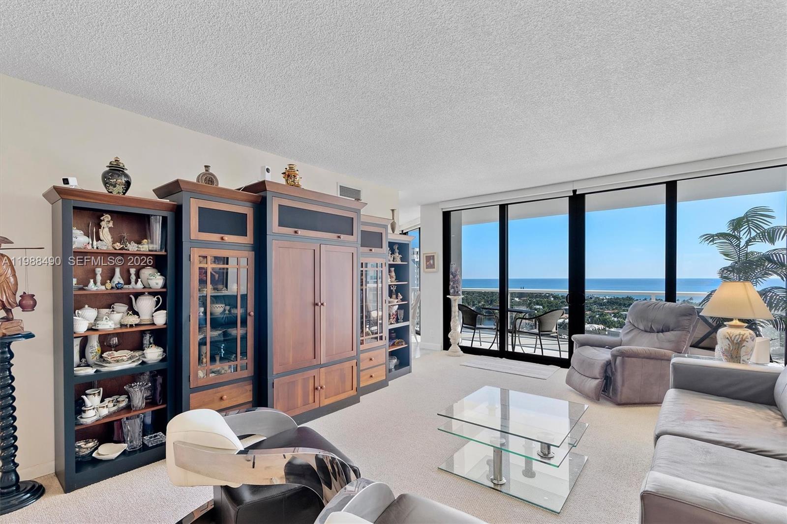 20281 E Country Cub Drive #1712, Aventura FL 33180