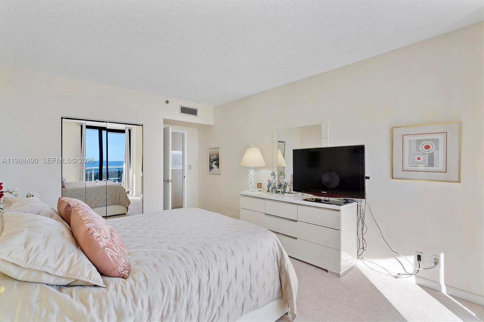 20281 E Country Cub Drive #1712, Aventura FL 33180