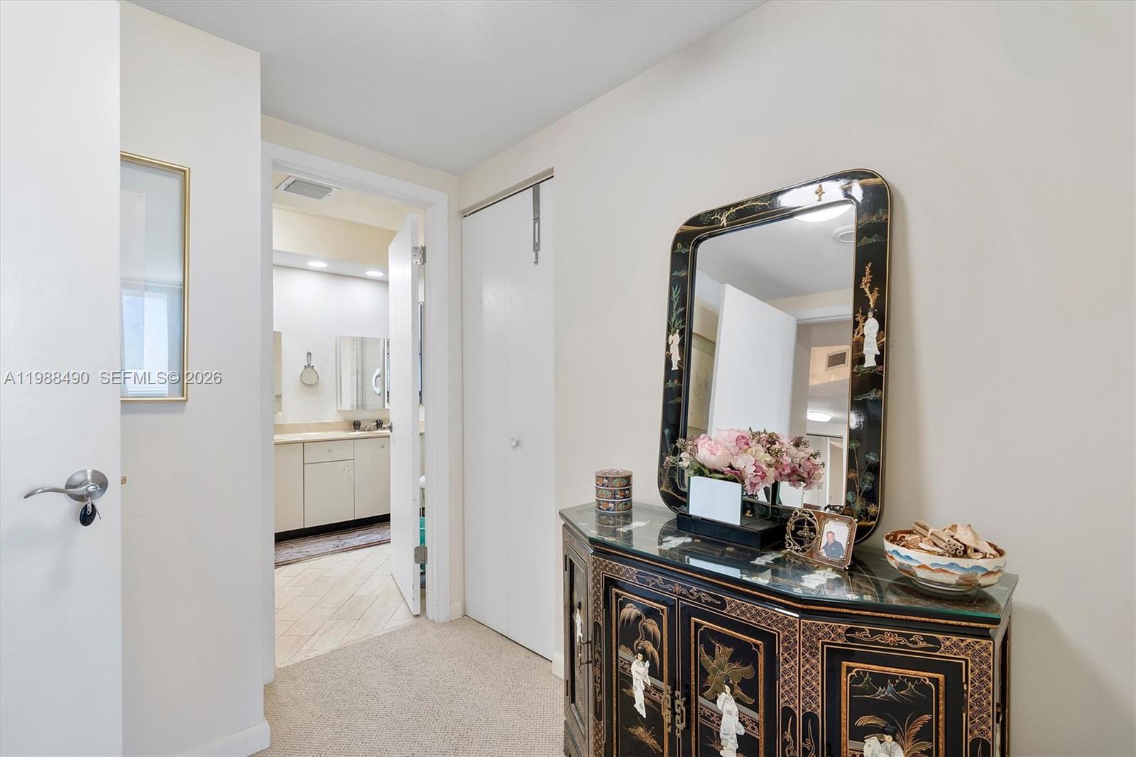20281 E Country Cub Drive #1712, Aventura FL 33180