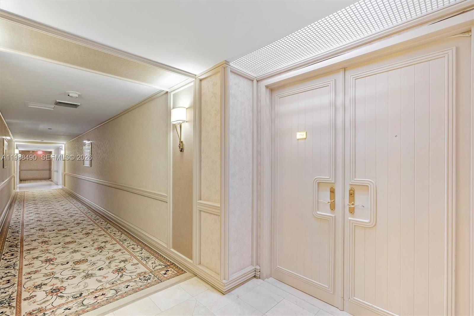 20281 E Country Cub Drive #1712, Aventura FL 33180
