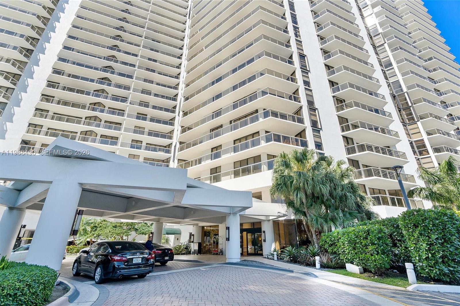 20281 E Country Cub Drive #1712, Aventura FL 33180