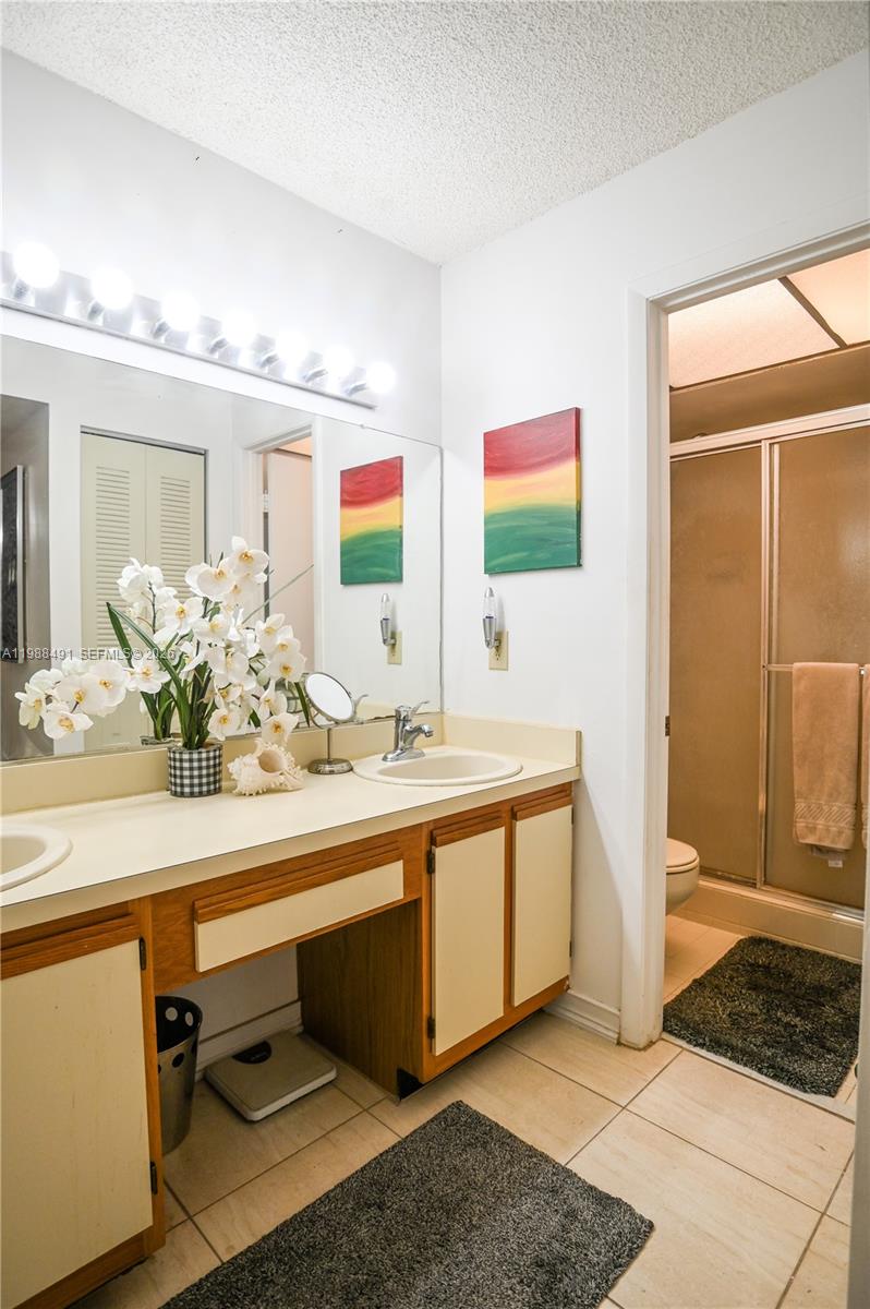1490 Sheridan St #12A, Hollywood FL 33020