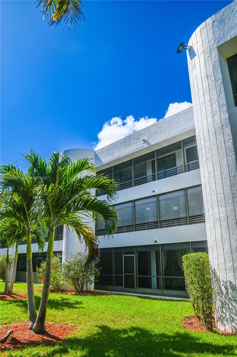 1490 Sheridan St #12A, Hollywood FL 33020