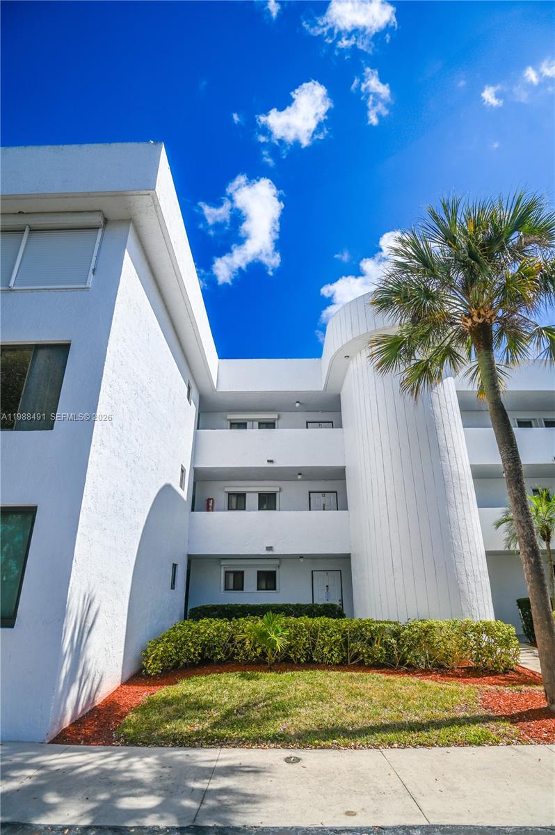 1490 Sheridan St #12A, Hollywood FL 33020