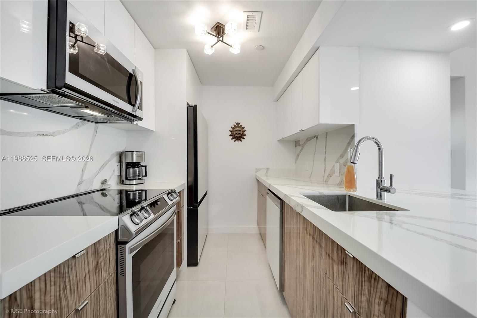 1000 West Ave #727, Miami Beach FL 33139