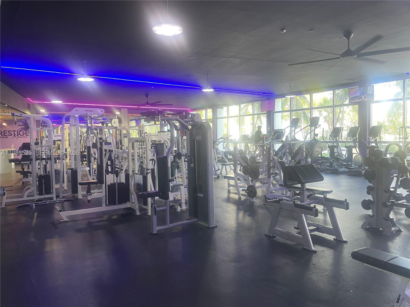 1000 West Ave #727, Miami Beach FL 33139