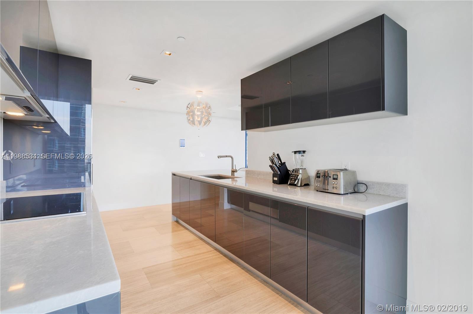 1451 Brickell Ave #1605, Miami FL 33131