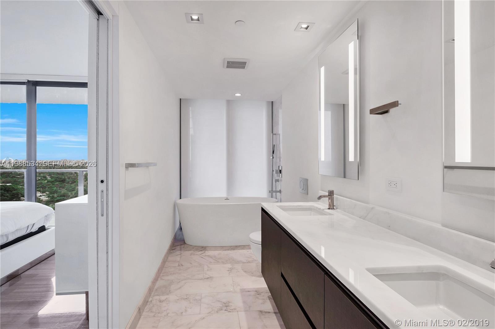 1451 Brickell Ave #1605, Miami FL 33131