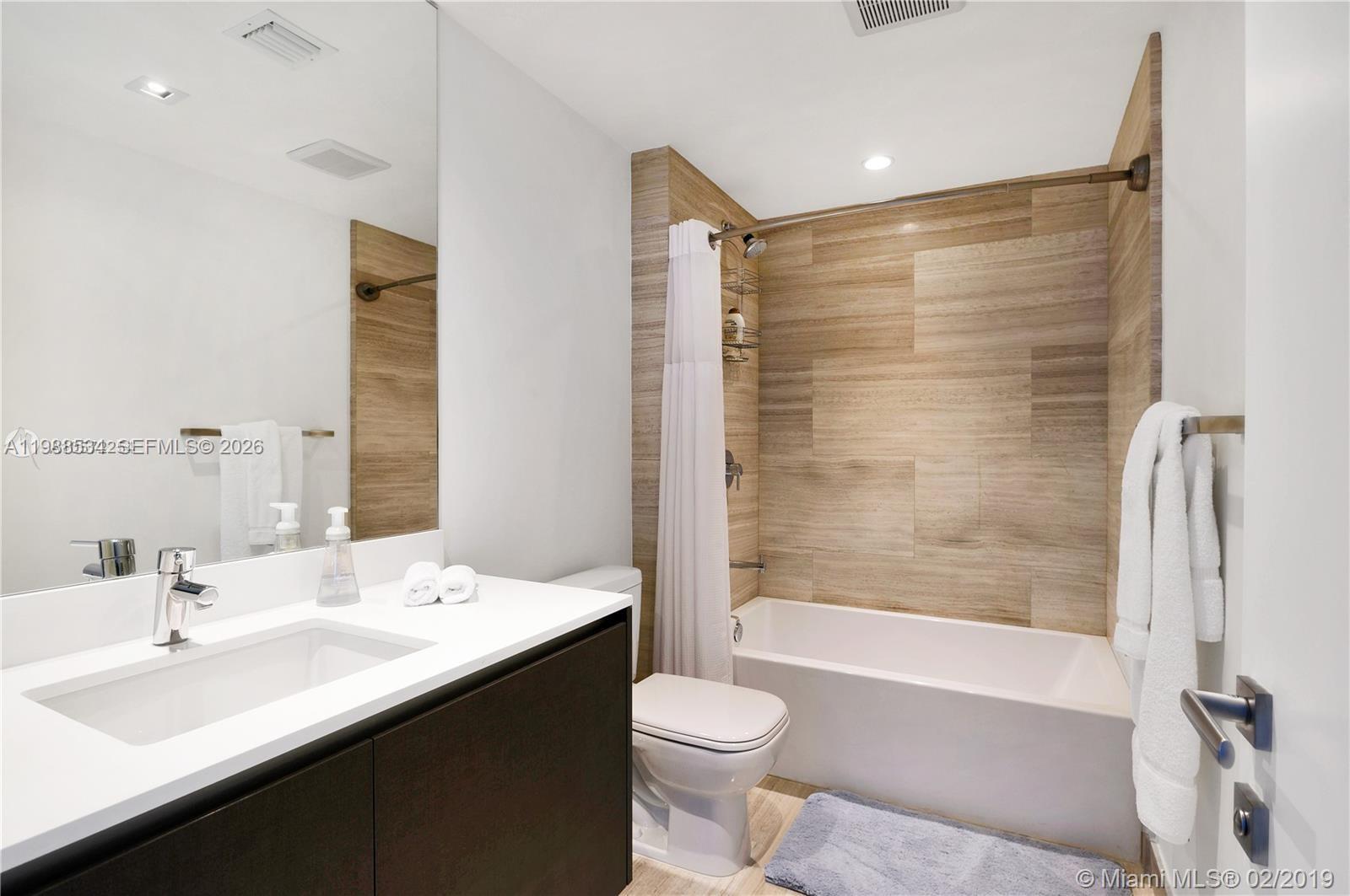 1451 Brickell Ave #1605, Miami FL 33131