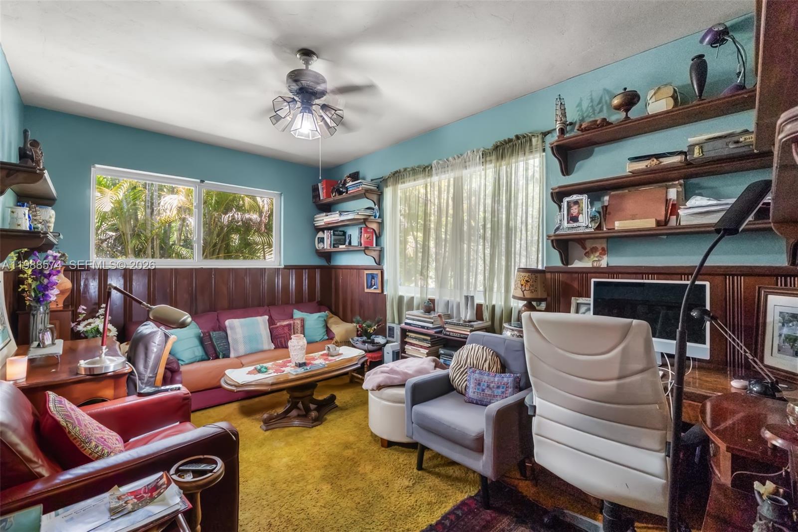 6005 SW 64th Pl, South Miami FL 33143