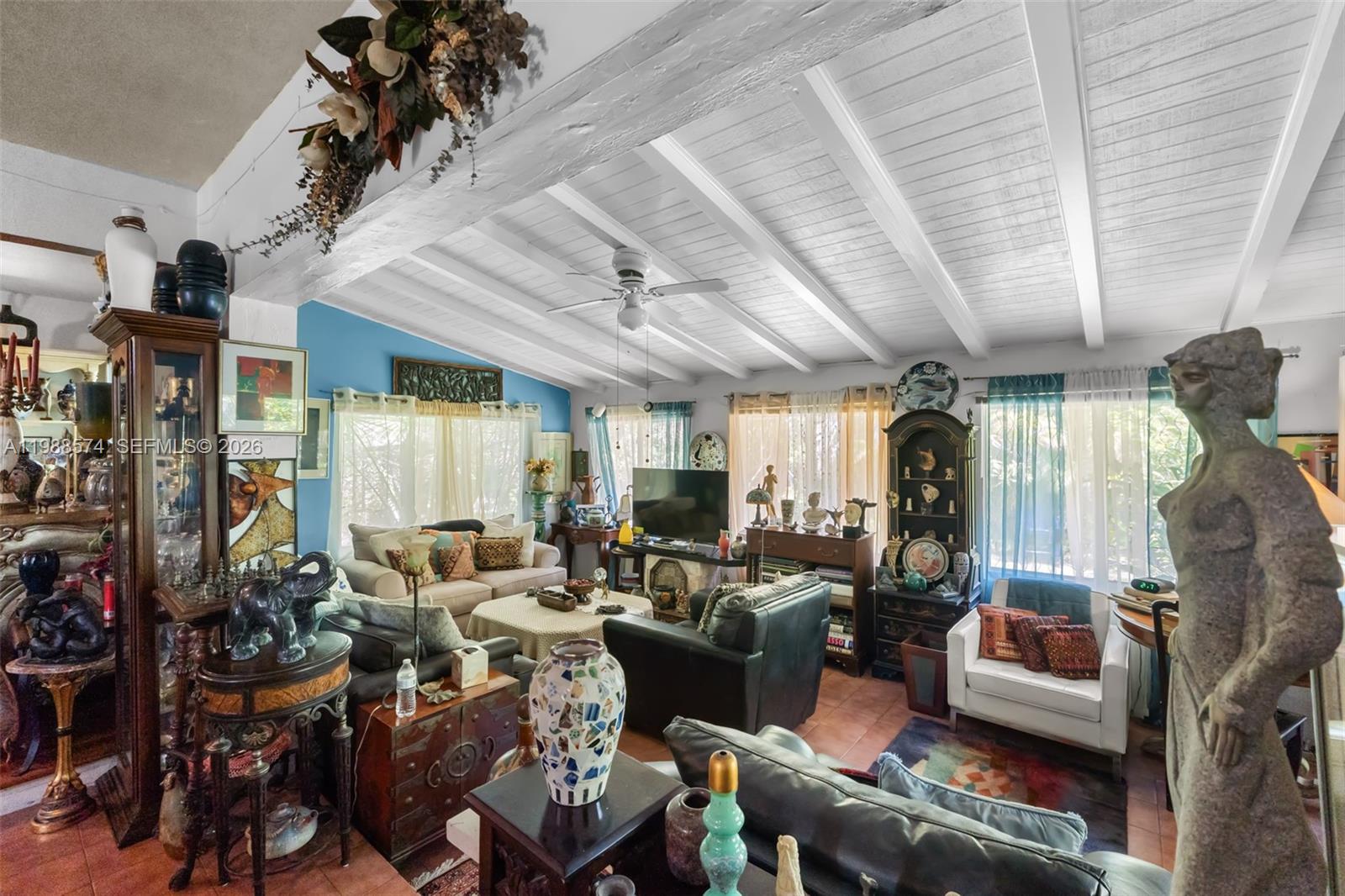 6005 SW 64th Pl, South Miami FL 33143