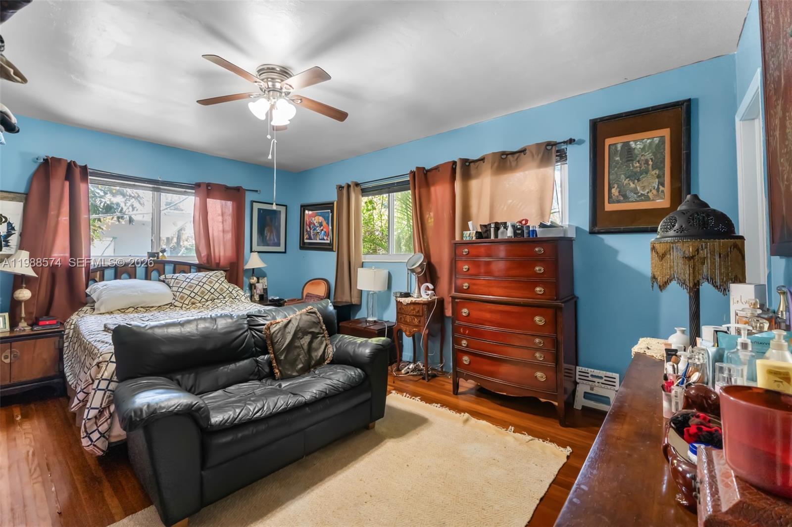6005 SW 64th Pl, South Miami FL 33143