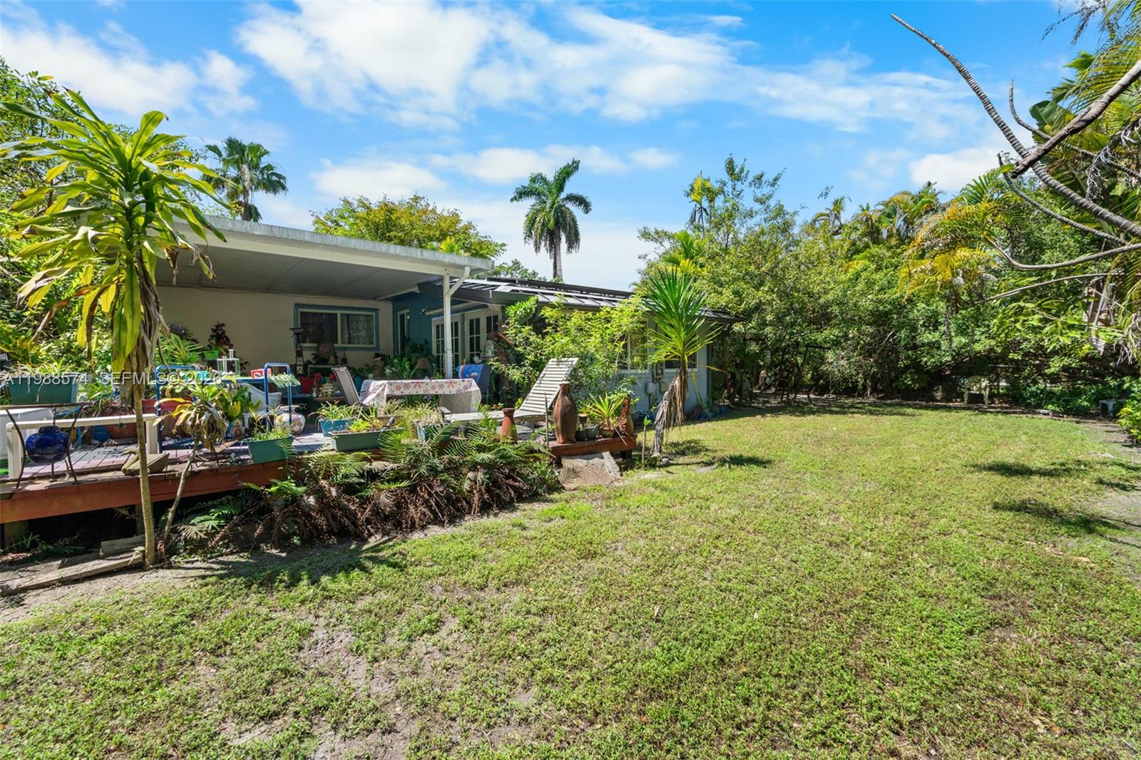 6005 SW 64th Pl, South Miami FL 33143
