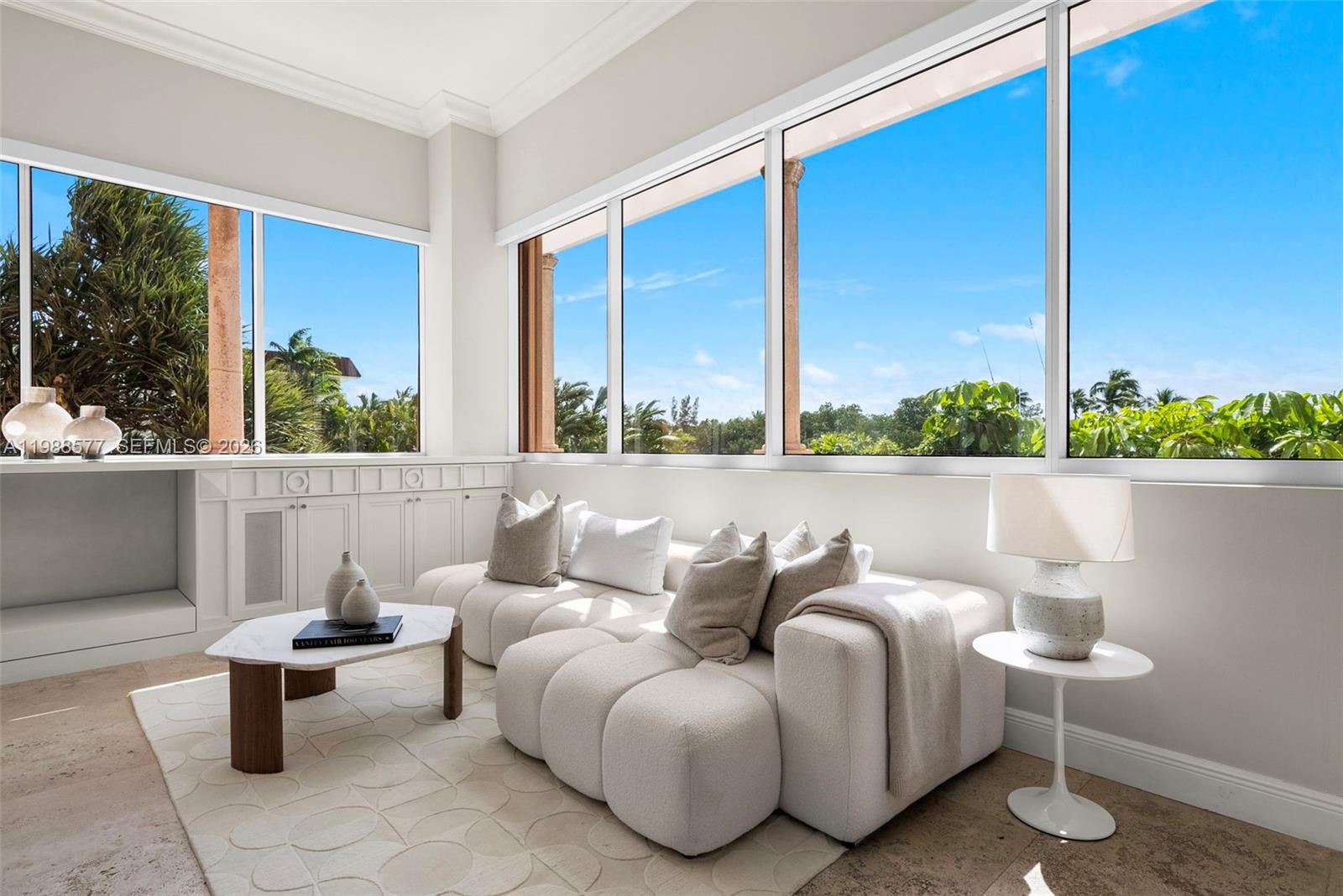10 Edgewater Dr #Lanai South, Coral Gables FL 33133