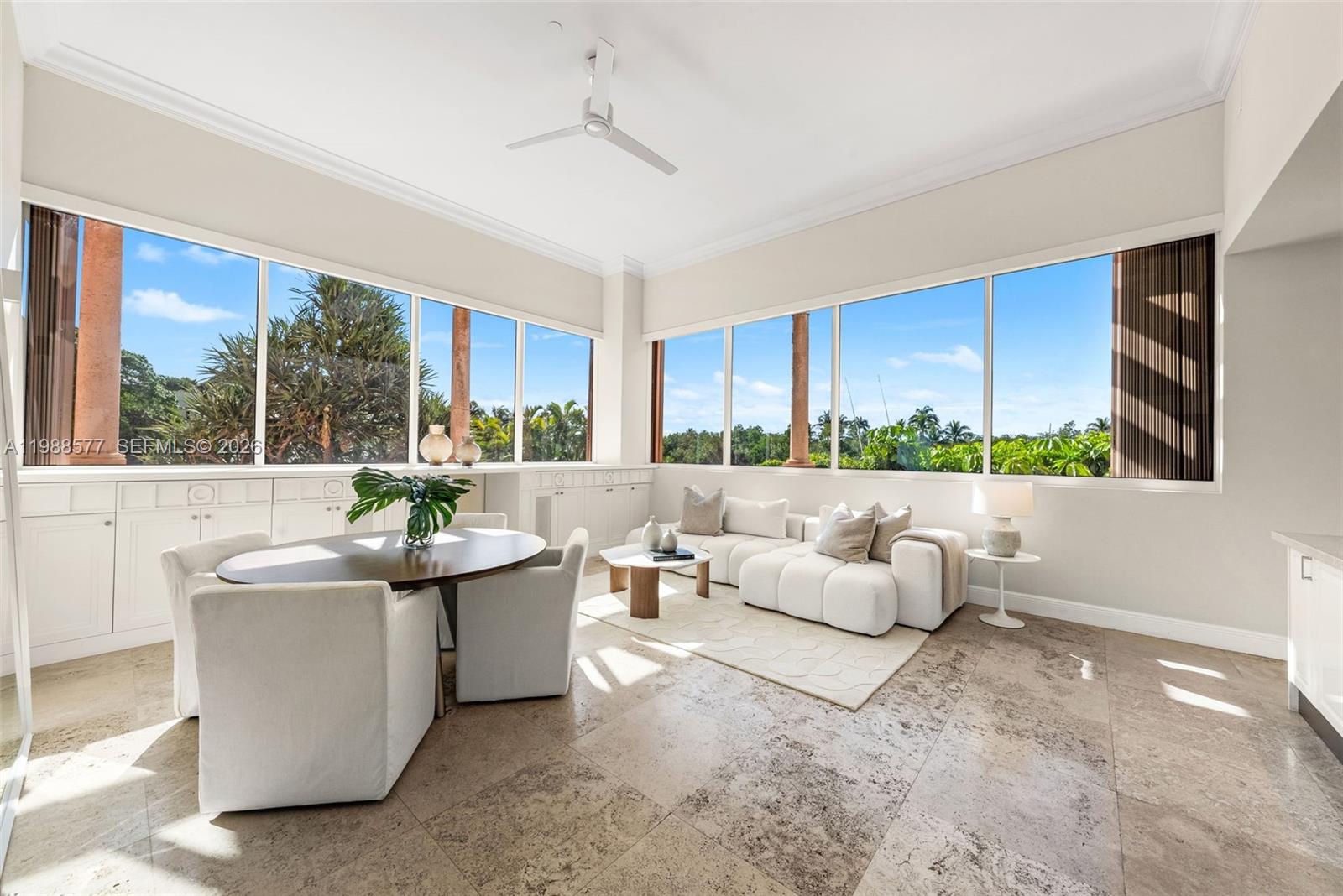10 Edgewater Dr #Lanai South, Coral Gables FL 33133