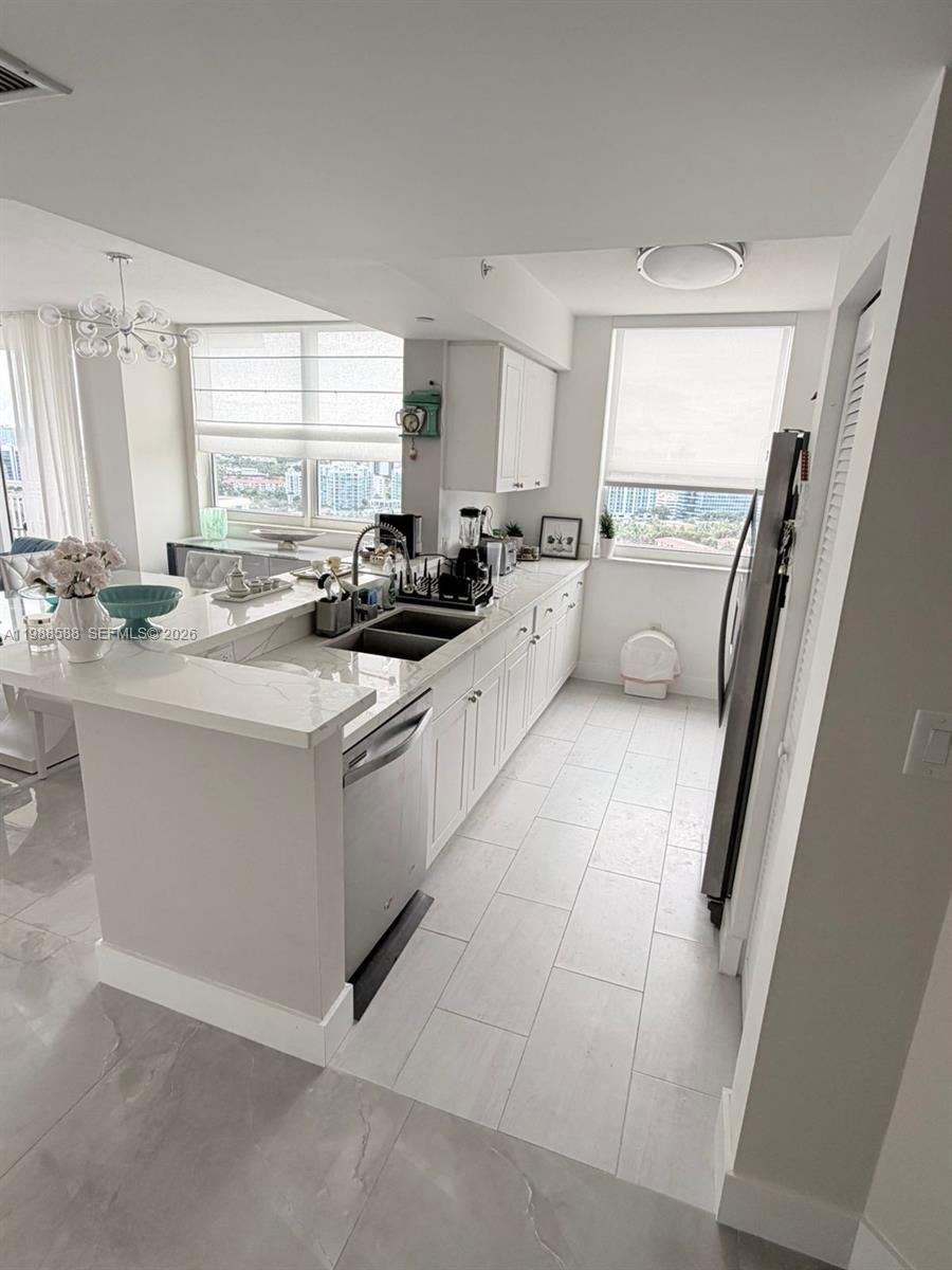 19501 W Country Club Dr #2204, Aventura FL 33180