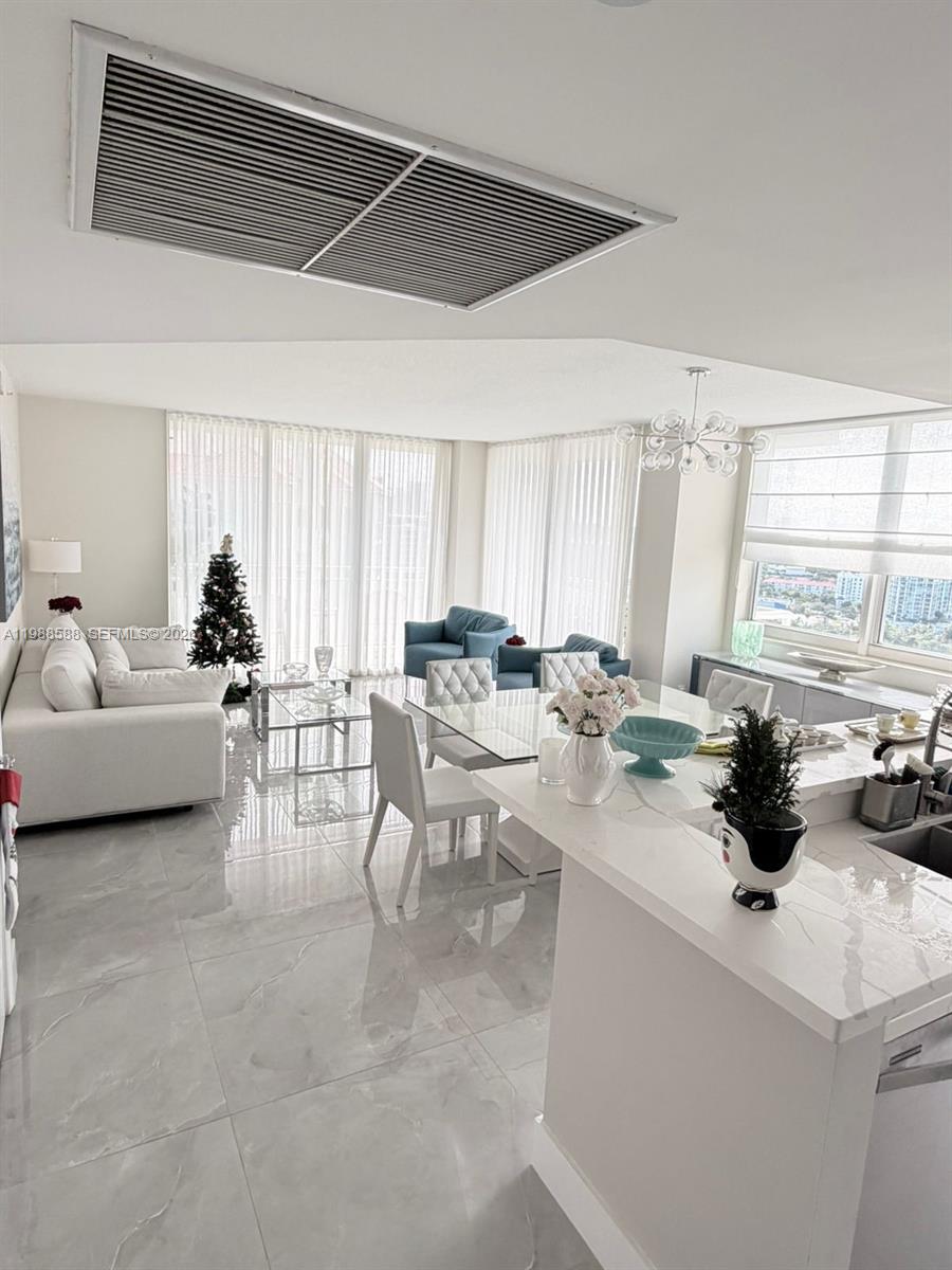 19501 W Country Club Dr #2204, Aventura FL 33180