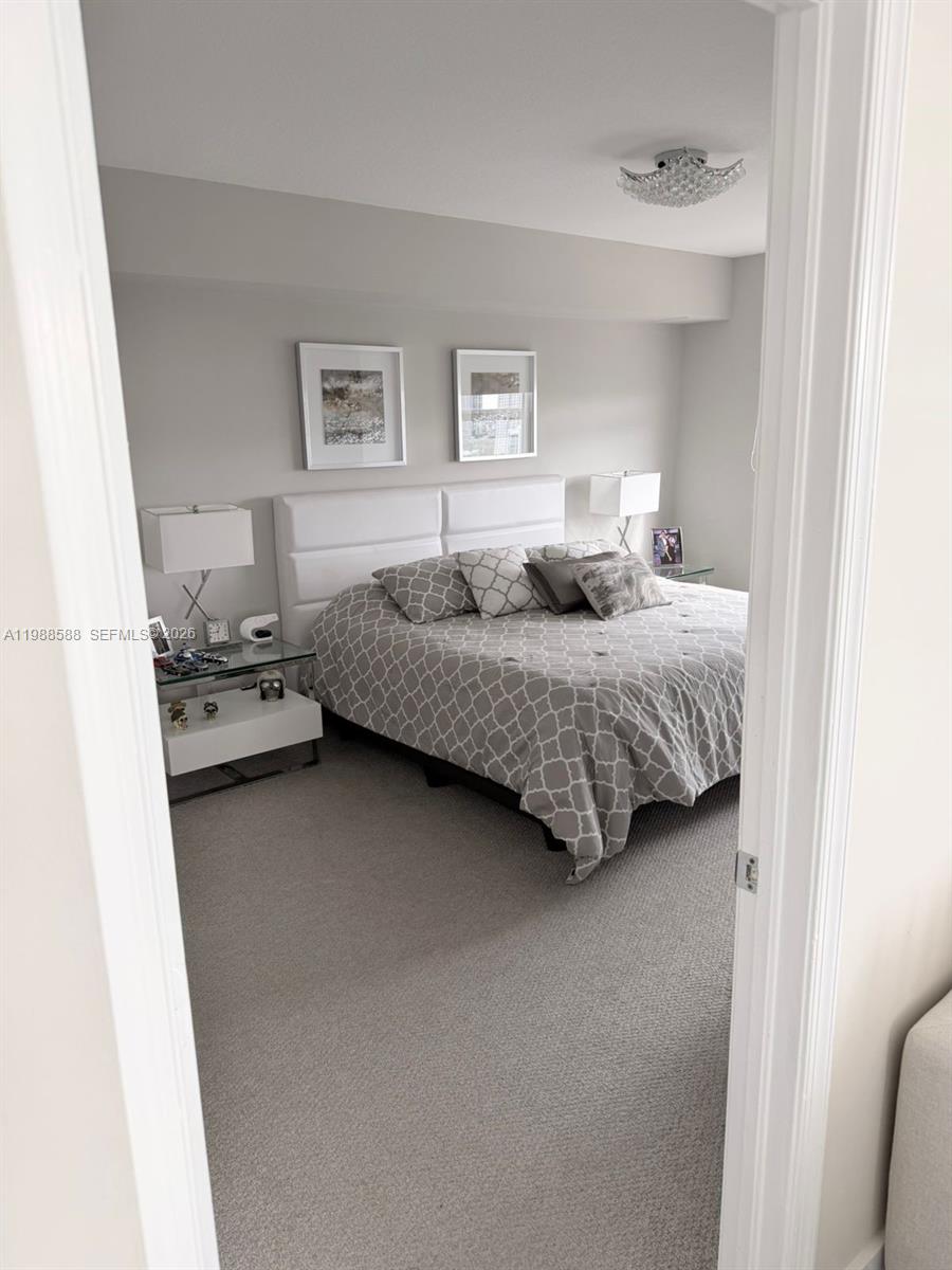 19501 W Country Club Dr #2204, Aventura FL 33180
