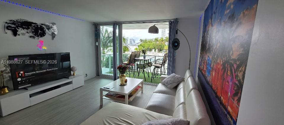 1000 West Ave #214, Miami Beach FL 33139