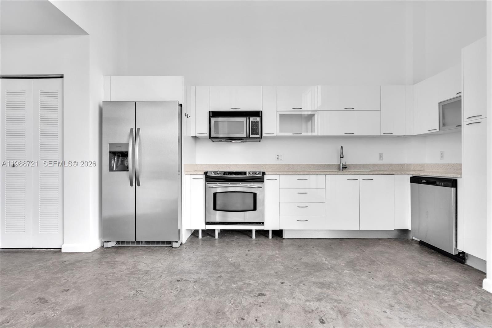 133 NE 2nd Ave #3610, Miami FL 33132