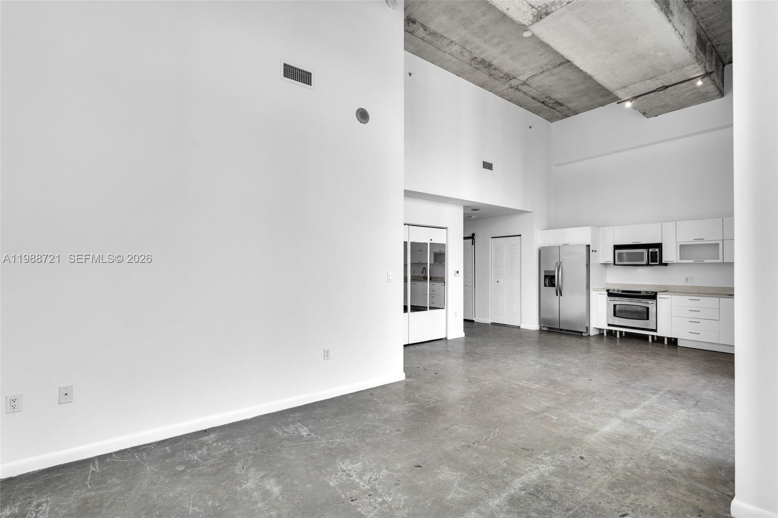133 NE 2nd Ave #3610, Miami FL 33132