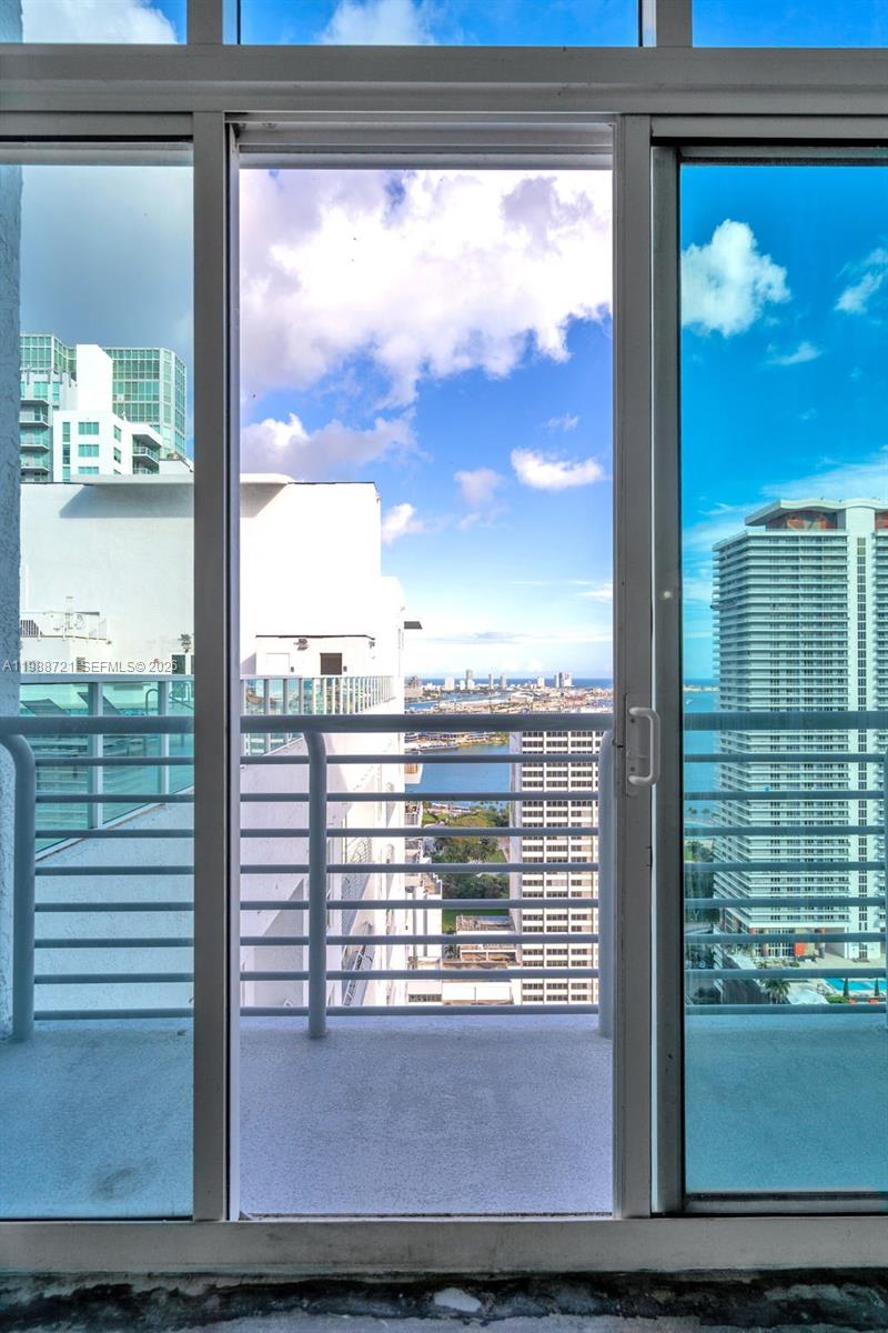 133 NE 2nd Ave #3610, Miami FL 33132