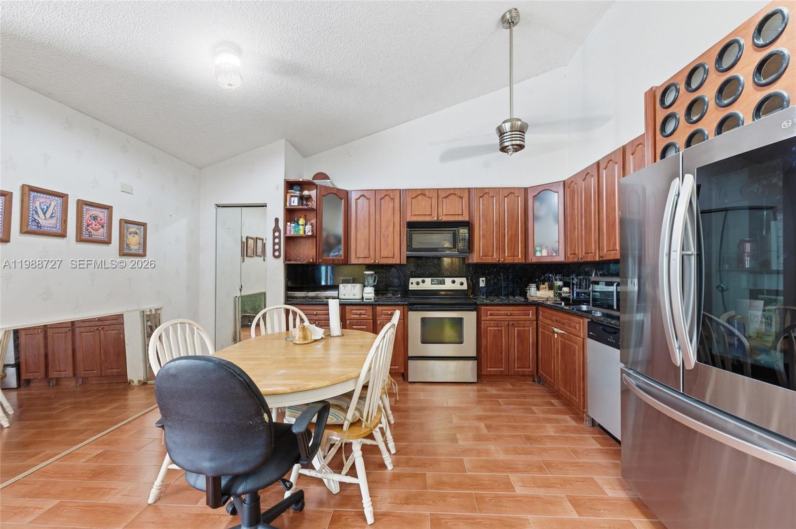 5644 Eagle Lake Dr, Palm Beach Gardens FL 33418