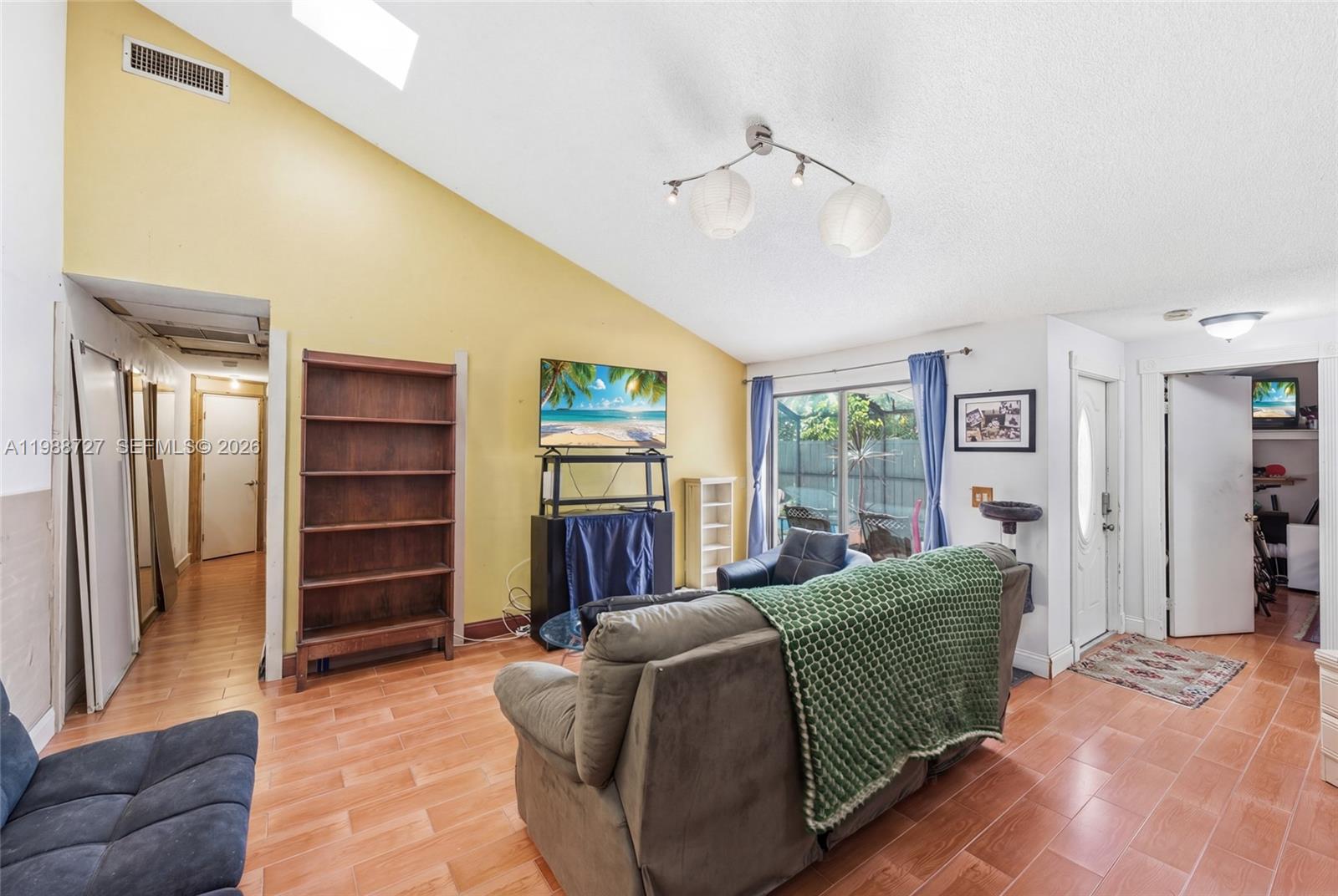 5644 Eagle Lake Dr, Palm Beach Gardens FL 33418