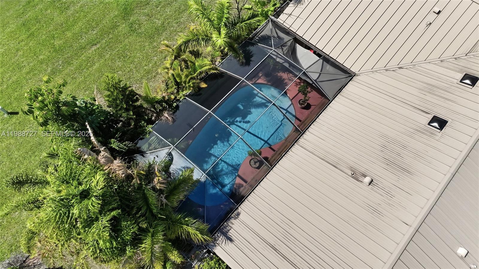 5644 Eagle Lake Dr, Palm Beach Gardens FL 33418