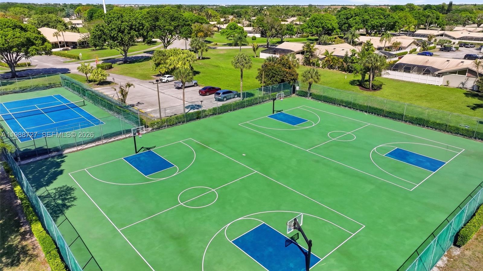 5644 Eagle Lake Dr, Palm Beach Gardens FL 33418