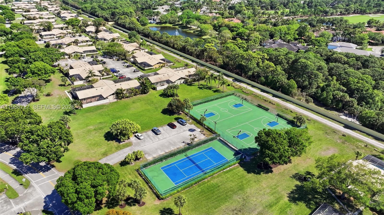 5644 Eagle Lake Dr, Palm Beach Gardens FL 33418