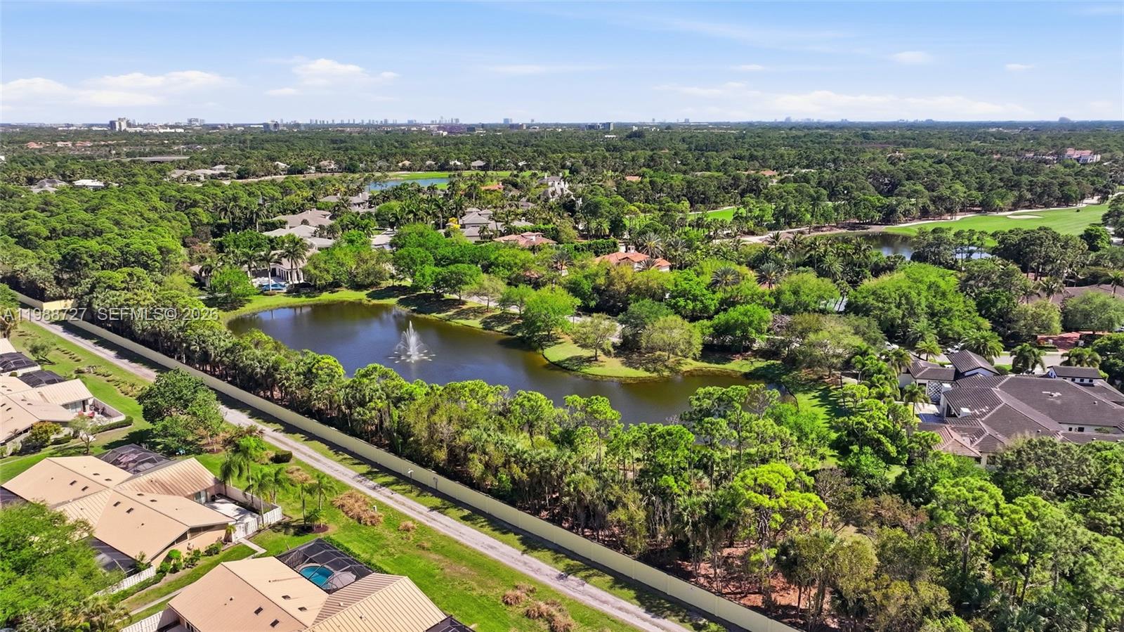 5644 Eagle Lake Dr, Palm Beach Gardens FL 33418