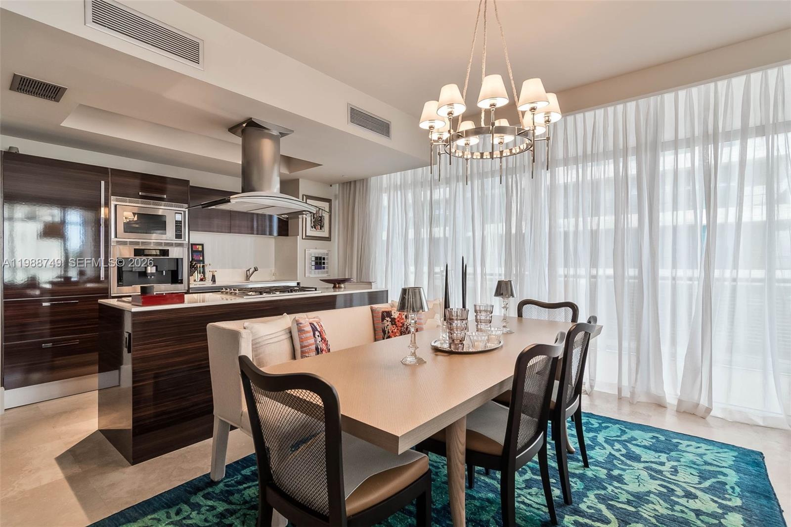 3737 Collins Ave #S-203, Miami Beach FL 33140