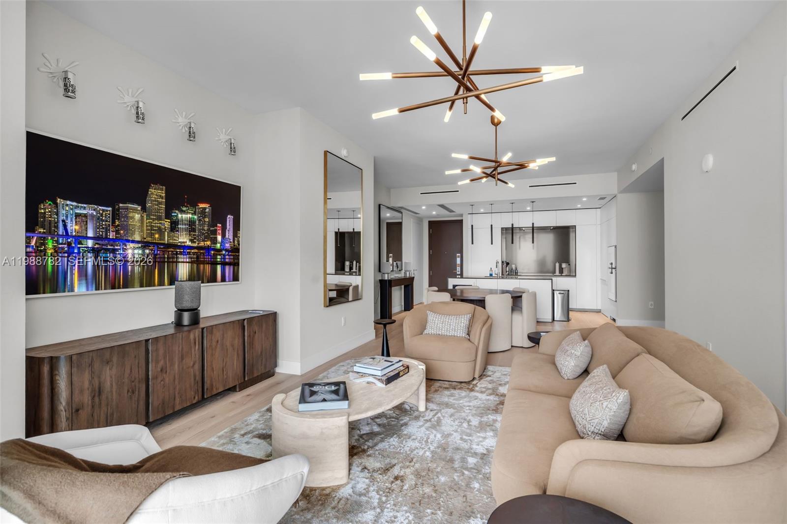 300 Biscayne Boulevard Way #2605W, Miami FL 33131