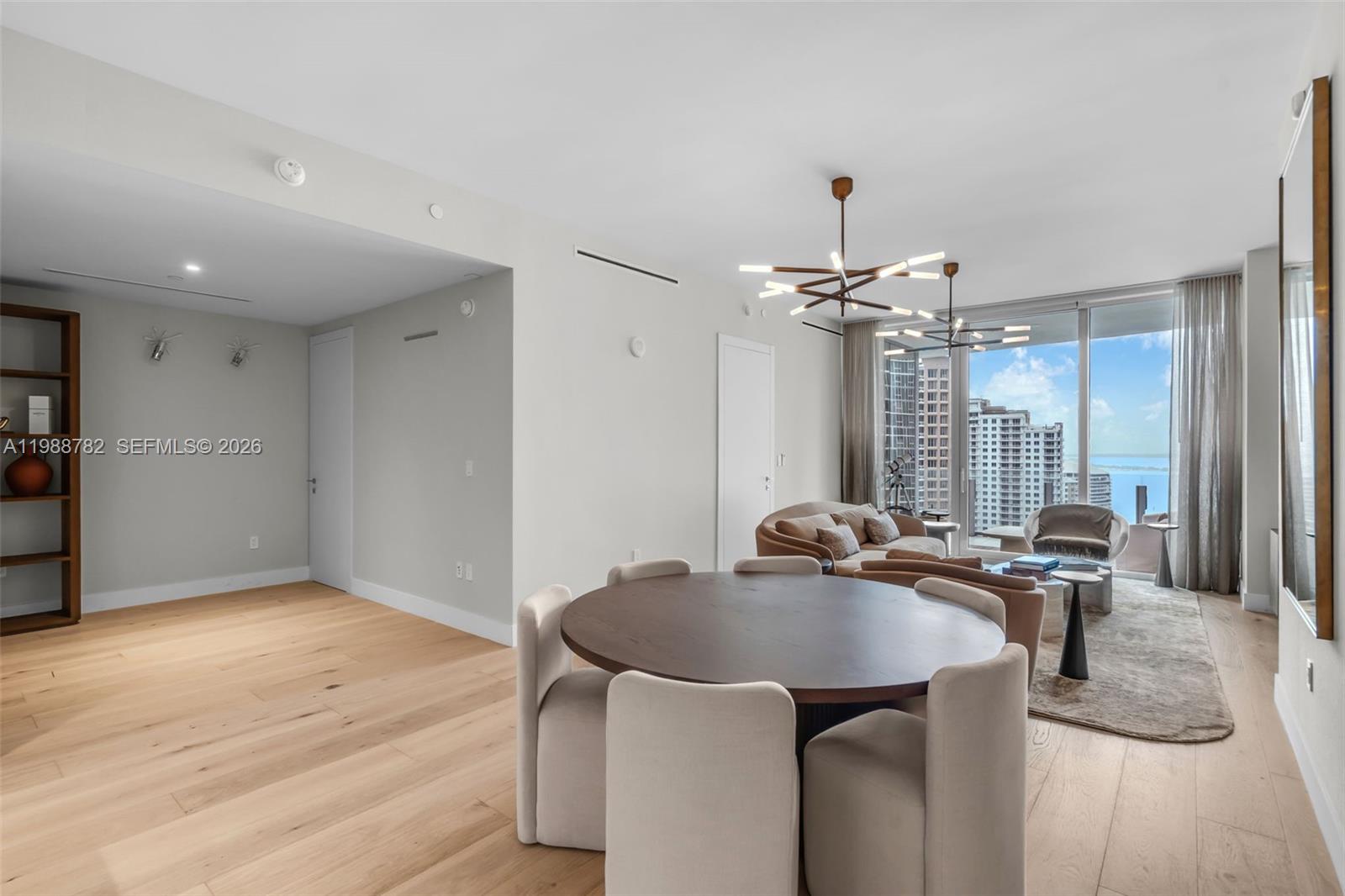 300 Biscayne Boulevard Way #2605W, Miami FL 33131