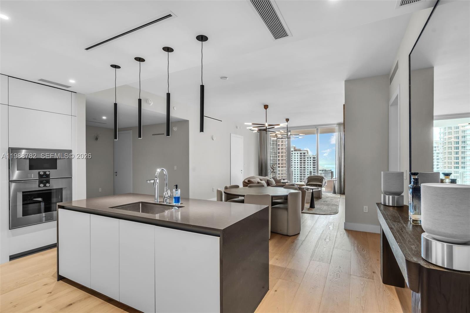 300 Biscayne Boulevard Way #2605W, Miami FL 33131