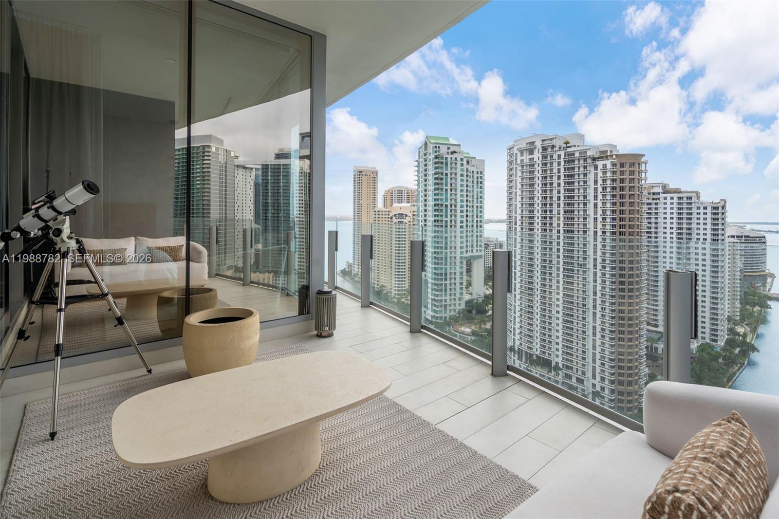 300 Biscayne Boulevard Way #2605W, Miami FL 33131