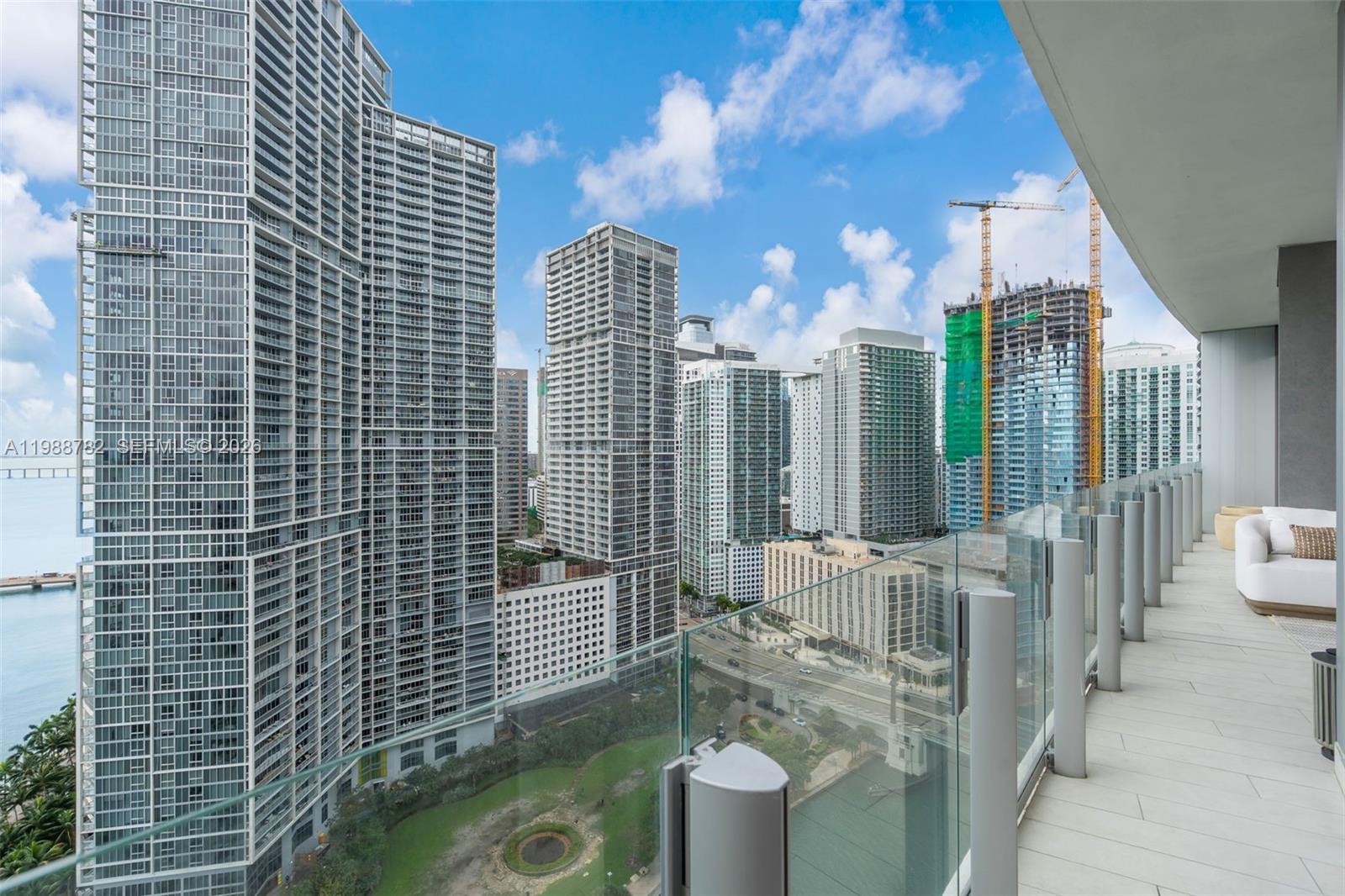 300 Biscayne Boulevard Way #2605W, Miami FL 33131