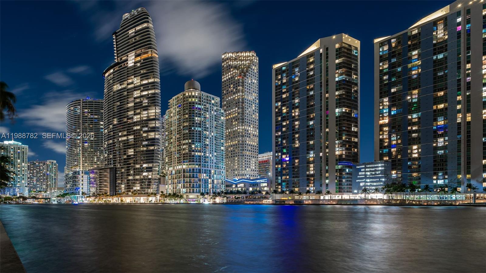 300 Biscayne Boulevard Way #2605W, Miami FL 33131