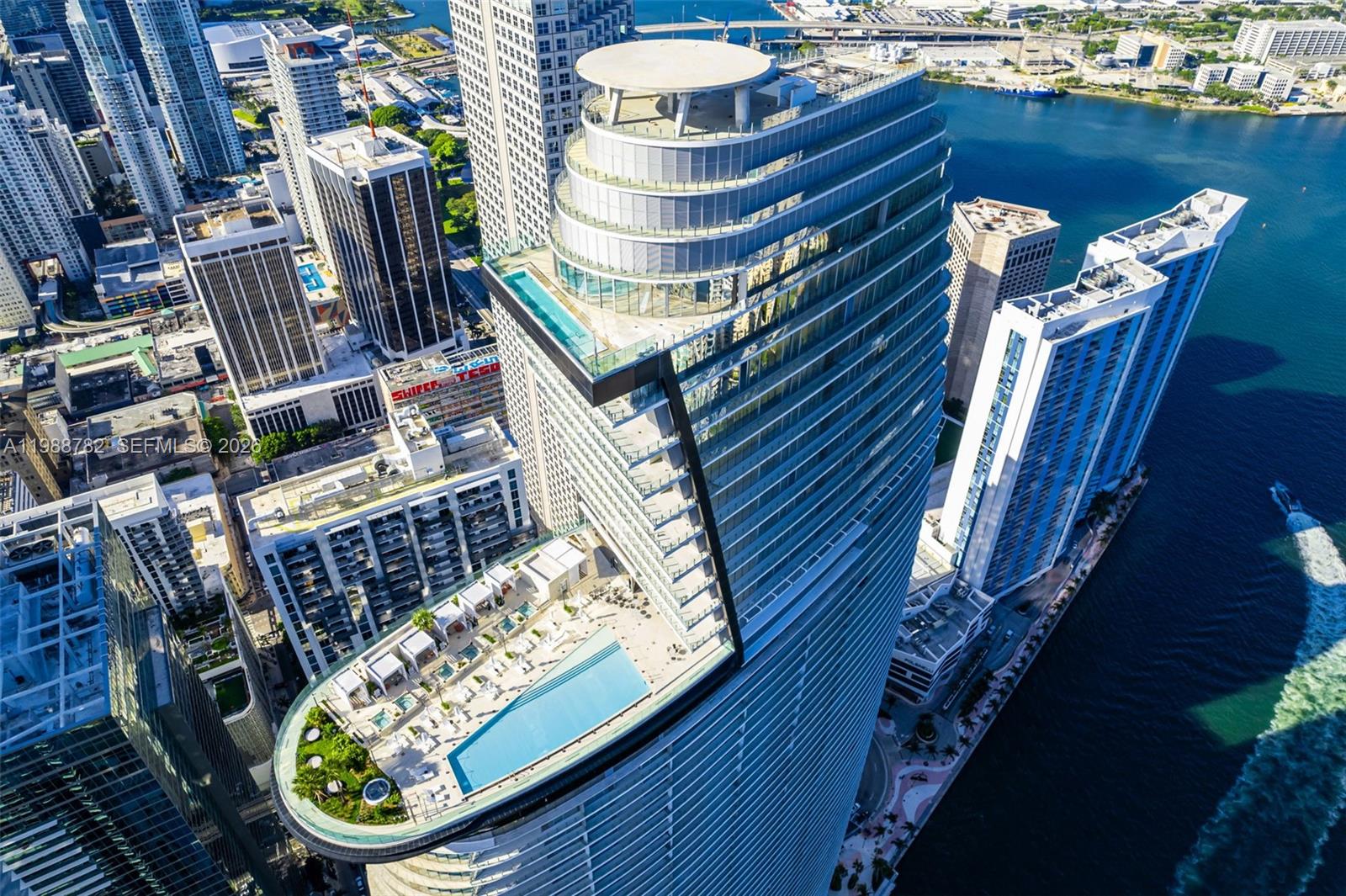 300 Biscayne Boulevard Way #2605W, Miami FL 33131