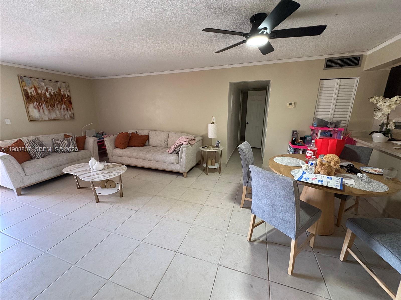 1950 W 56th St #2309D, Hialeah FL 33012